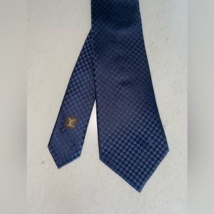 Louie Vuitton Micro Damier Tie